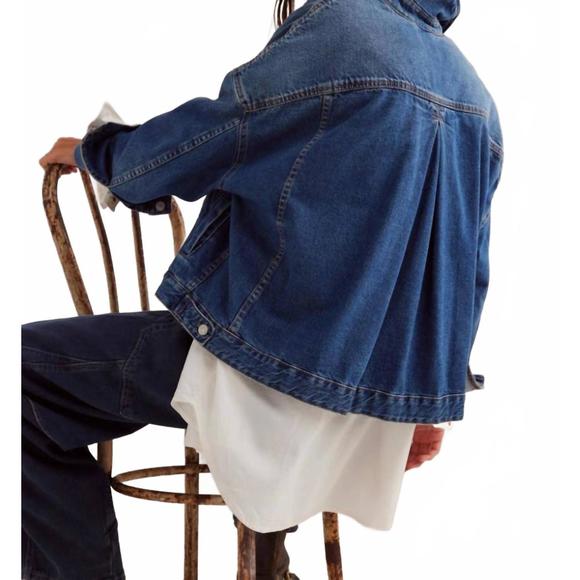 NEW FREE PEOPLE opal swing denim jacket in got the blues - Picture 3 of 4